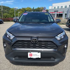 صورة 14 لـ 2025 Toyota RAV4 XLE PREMIUM