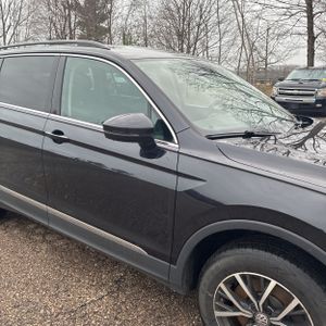 VOLKSWAGEN TIGUAN SE 4MOTION - 9