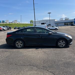 HYUNDAI SONATA GLS - 10