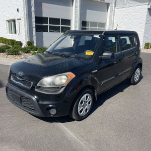 KIA SOUL BASE - 1