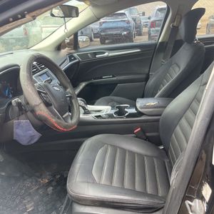 2014 FORD FUSION SE 缩略图 32