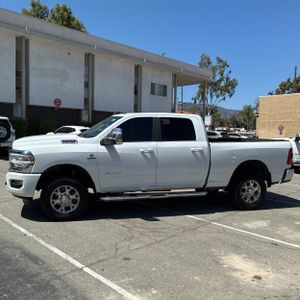 2023 RAM 2500 LARAMIE 照片 3