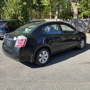 NISSAN SENTRA 2.0 - 8