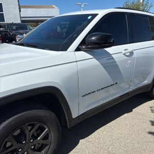 JEEP GRAND CHEROKEE ALTITUDE 4X4 - 2