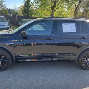 VOLKSWAGEN TIGUAN SE R-LINE BLACK 4MOTION - 4