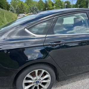 FORD FUSION SE - 9