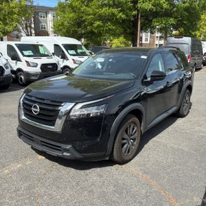 NISSAN PATHFINDER SV - 1