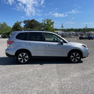 SUBARU FORESTER 2.5I PREMIUM - 10