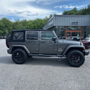 2018 JEEP WRANGLER JK UNLIMITED SAHARA — фото 10