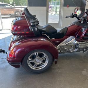 HONDA POWERSPORTS GL1800A GOLD WING ABS - 8