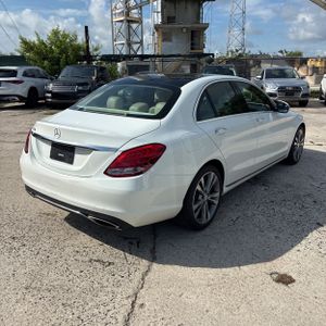 2016 Mercedes-BENZ C 300 照片 8