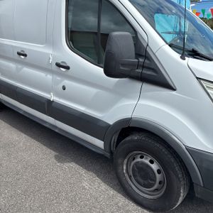 FORD TRANSIT 250 - 10