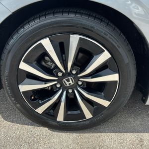 صورة مصغرة 17 لـ 2024 Honda CIVIC EX-L