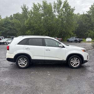 صورة 10 لـ 2014 KIA SORENTO LX