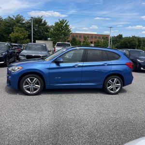 2018 BMW X1 XDRIVE28I 照片 3