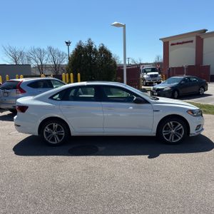 VOLKSWAGEN JETTA R-LINE - 10