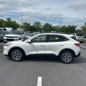 FORD ESCAPE TITANIUM - 3