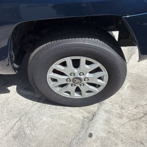 2005 Toyota 4RUNNER SR5 thumbnail 20
