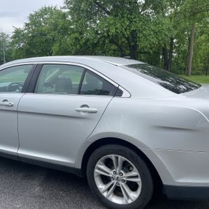 FORD TAURUS SEL - 6