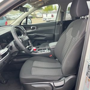 2026 KIA SORENTO LX 缩略图 31