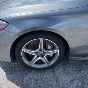 2018 Mercedes-BENZ E-CLASS 缩略图 17