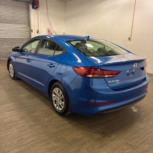 HYUNDAI ELANTRA SE - 5