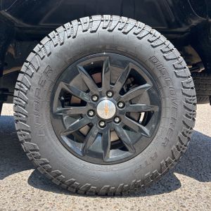 2025 Chevrolet SILVERADO 1500 LT 缩略图 16
