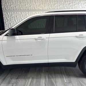 JEEP GRAND CHEROKEE LAREDO X - 4