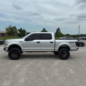 صورة 3 لـ 2017 FORD F-150 XLT