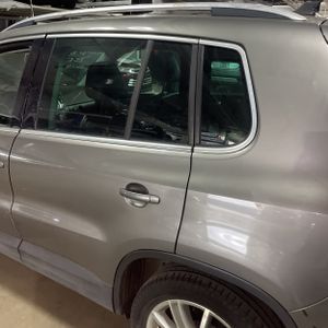 VOLKSWAGEN TIGUAN S 4MOTION - 6