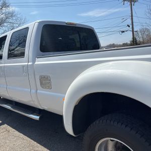 FORD F-350 SUPER DUTY LARIAT - 6