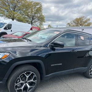 JEEP COMPASS LIMITED 4X4 - 2