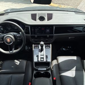 صورة مصغرة 36 لـ 2023 Porsche MACAN T