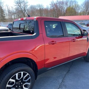 FORD MAVERICK LARIAT - 9