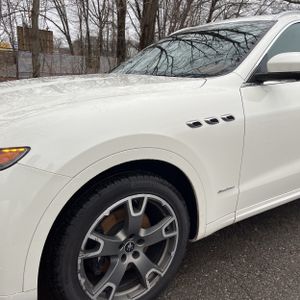 MASERATI LEVANTE GRANLUSSO - 2