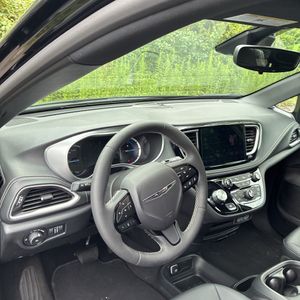 2024 Chrysler PACIFICA HYBRID S APPEARANCE PKG — миниатюра 37