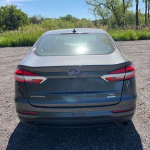 FORD FUSION SE - 7