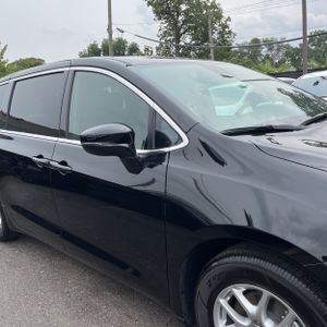 صورة 13 لـ 2026 Chrysler PACIFICA SELECT