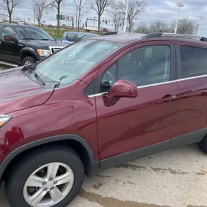 CHEVROLET TRAX LT - 2