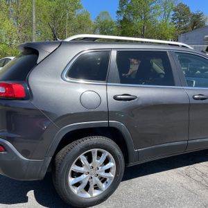 JEEP CHEROKEE LIMITED - 9