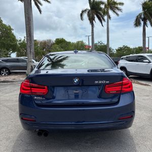 BMW 3-SERIES 330E IPERFORMANCE - 7