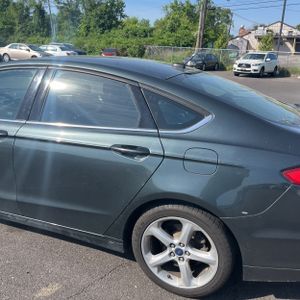 FORD FUSION SE - 6