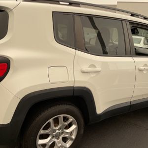 صورة 9 لـ 2015 JEEP RENEGADE LATITUDE