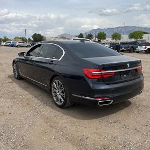 BMW 7-SERIES - 5
