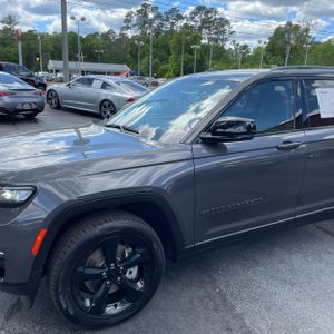 JEEP GRAND CHEROKEE L LIMITED - 2