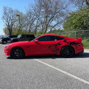 FORD MUSTANG GT PREMIUM - 3