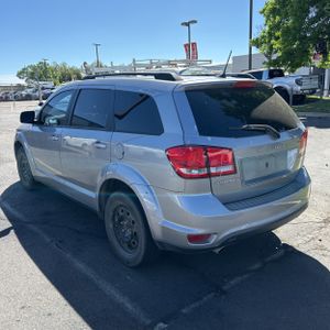 DODGE JOURNEY SXT - 5