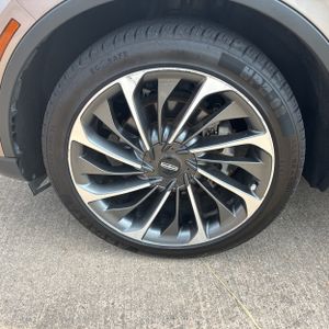 صورة 17 لـ 2020 Lincoln AVIATOR RESERVE
