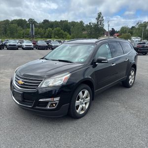 2017 Chevrolet TRAVERSE LT 照片 1