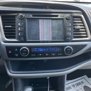 صورة مصغرة 38 لـ 2017 Toyota HIGHLANDER LIMITED